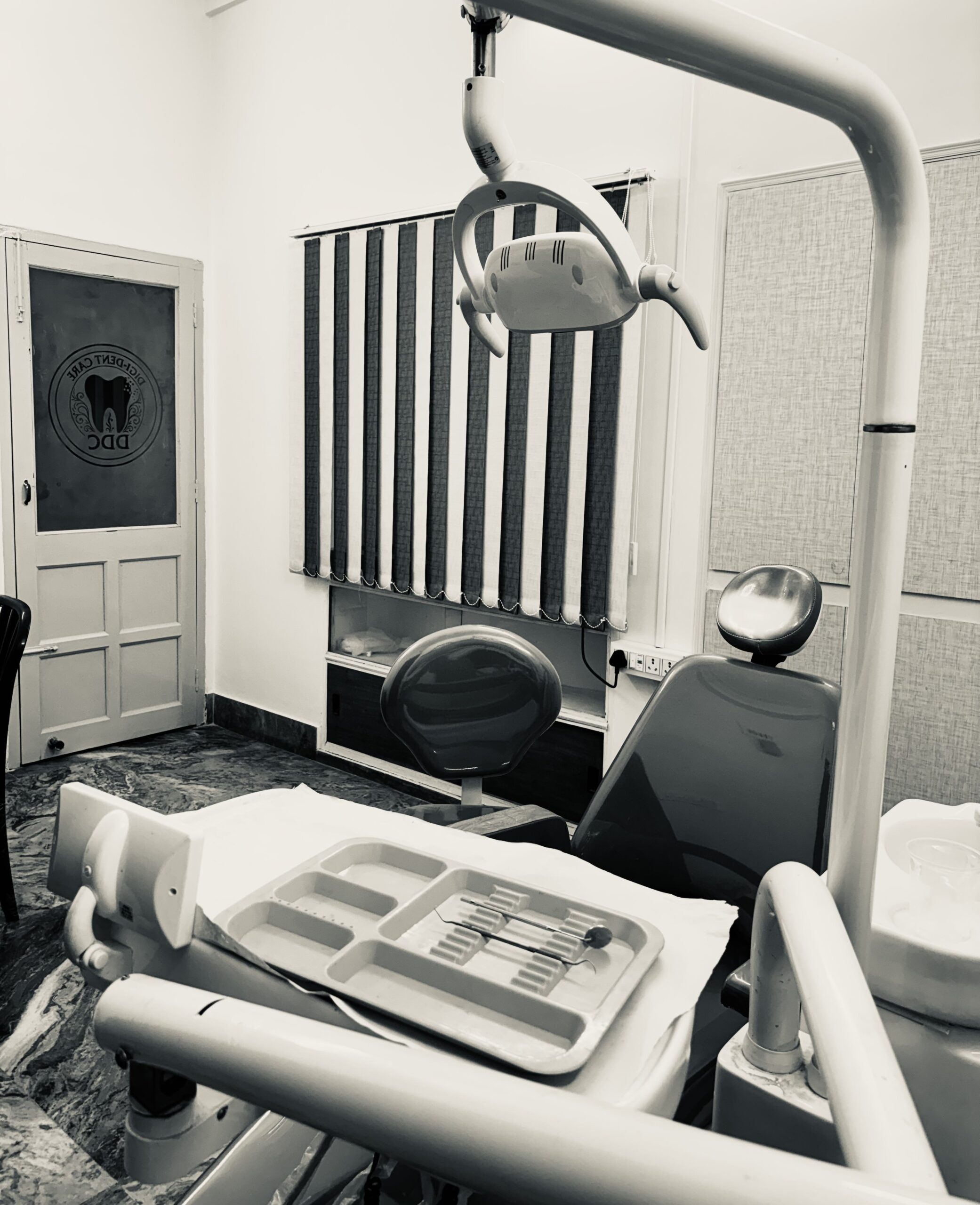 Best implant service in Garia - All-on-4 dental implants at Digi-Dent Care